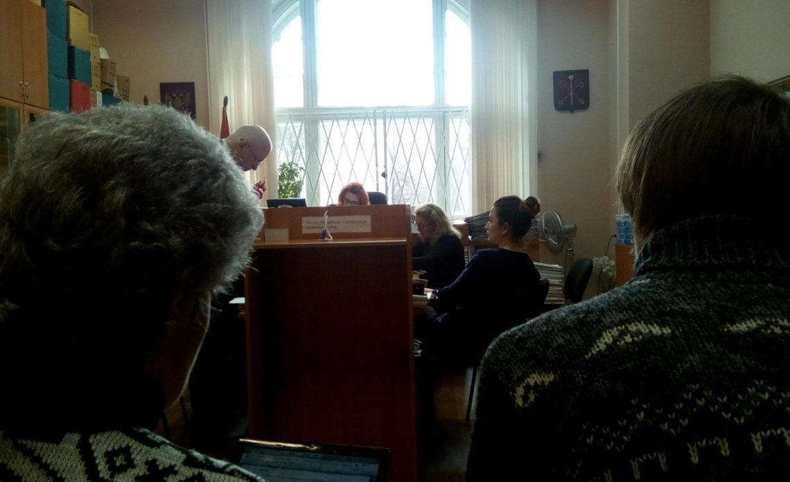 Любаров: представителя попросили не разговаривать в унисон с судом