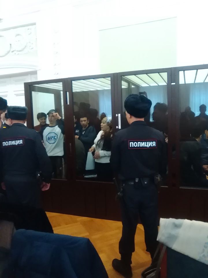 Адвокаты Аброра Азимова и Дилмурода Муидинова выступили в прениях