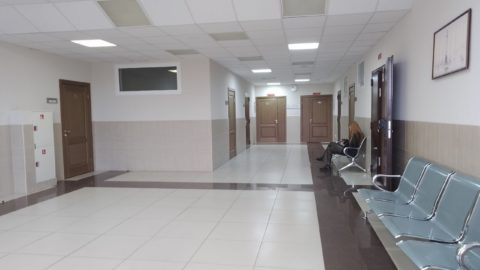 В коридоре Невского районного суда
